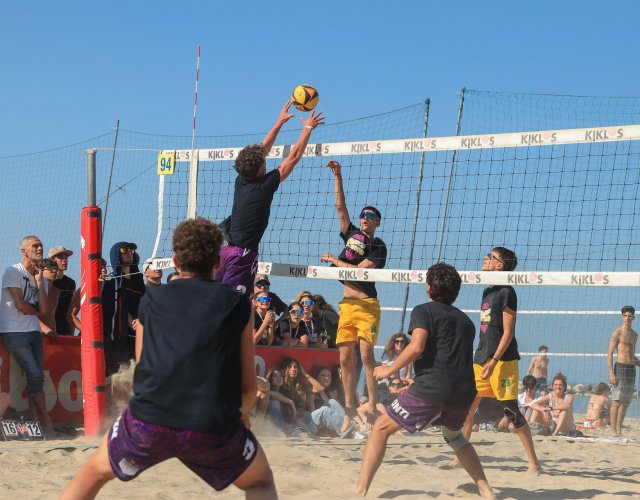25° YOUNG VOLLEY APRILE